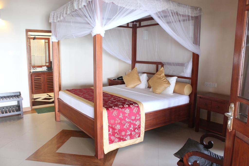 Warahena Beach Hotel Bentota Dış mekan fotoğraf
